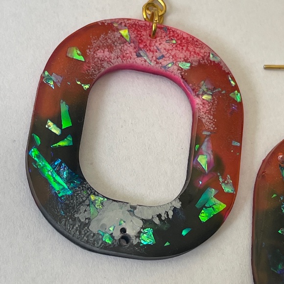 (SOLD)❌Fixed Price- Black Red Beautiful Dangles- New - Picture 4 of 6